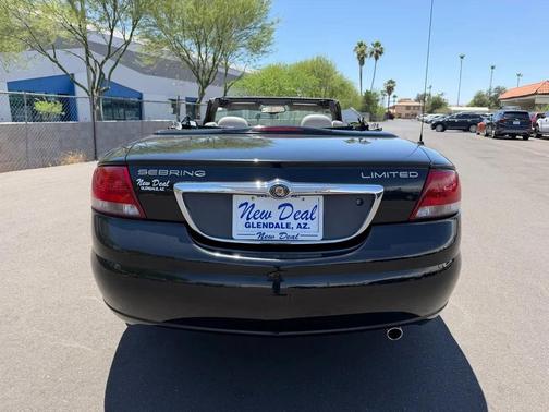 Black 2005 Chrysler Sebring Base