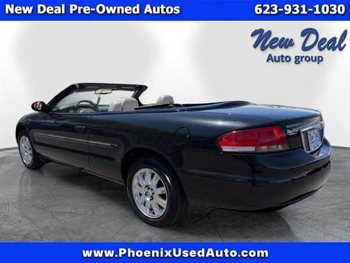 Black 2005 Chrysler Sebring Base