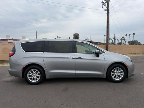 2017 Chrysler Pacifica Touring