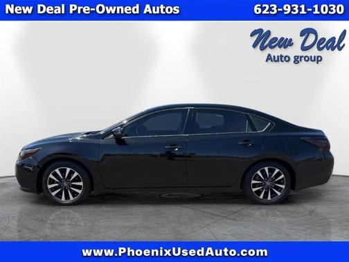 Black 2016 Nissan Altima 2.5 SR