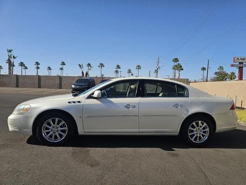 White 2009 Buick Lucerne CXL