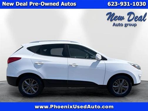 White 2014 Hyundai TUCSON SE