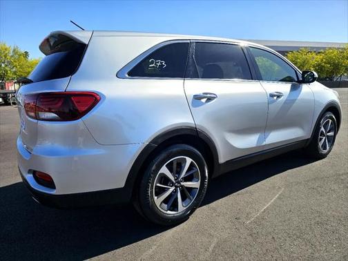 2020 Kia Sorento LX