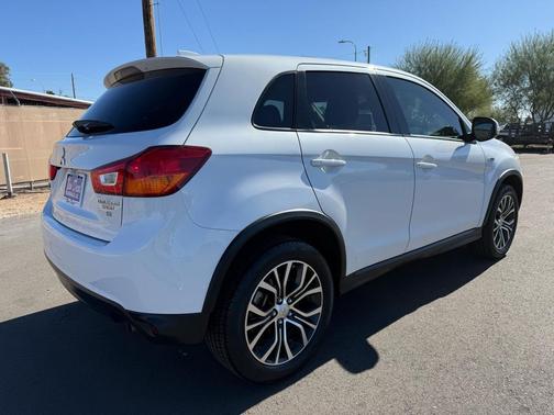 2017 Mitsubishi Outlander Sport 2.4 SE