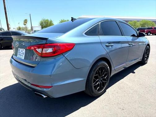 2016 Hyundai SONATA SE