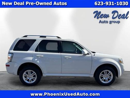 White 2009 Mercury Mariner Premier V6 2WD