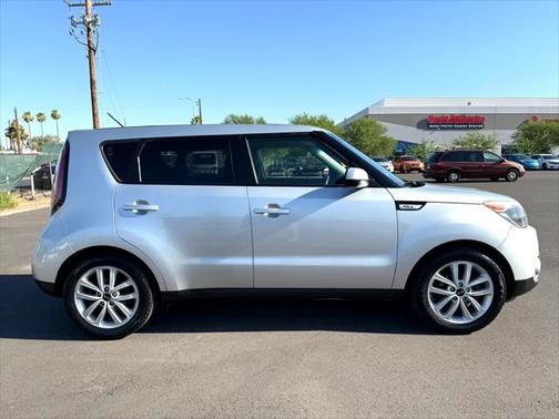 2019 Kia Soul +