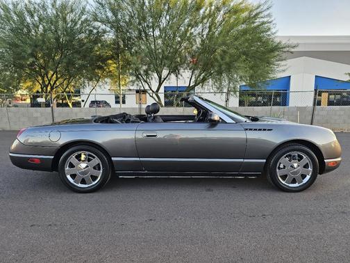 2003 Ford Thunderbird Deluxe