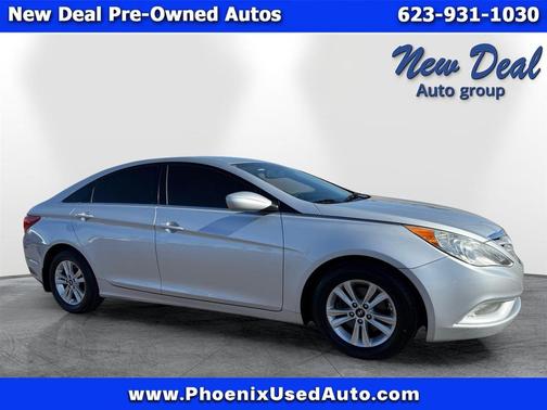 2013 Hyundai SONATA GLS