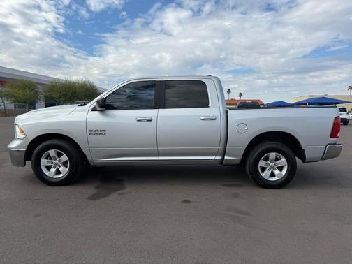 2016 RAM 1500 SLT