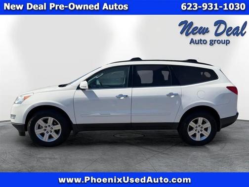 White 2012 Chevrolet Traverse LT