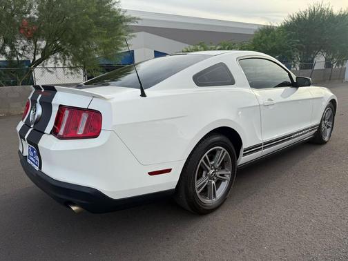 2010 Ford Mustang Premium