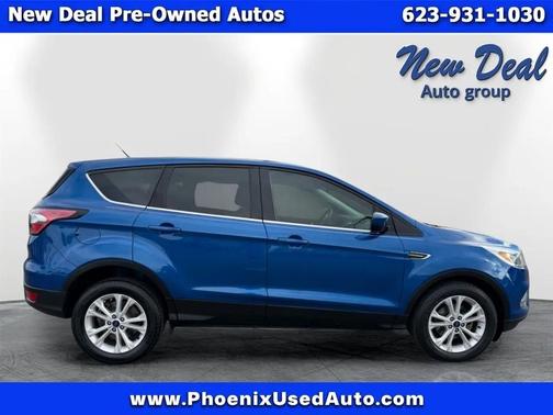 Blue 2017 Ford Escape SE
