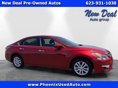 Red 2013 Nissan Altima 2.5 SL