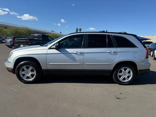 2004 Chrysler Pacifica Base