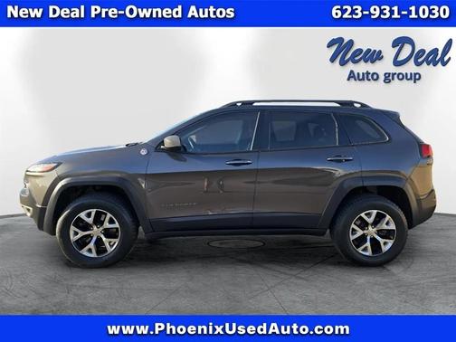 Gray 2014 Jeep Cherokee Trailhawk