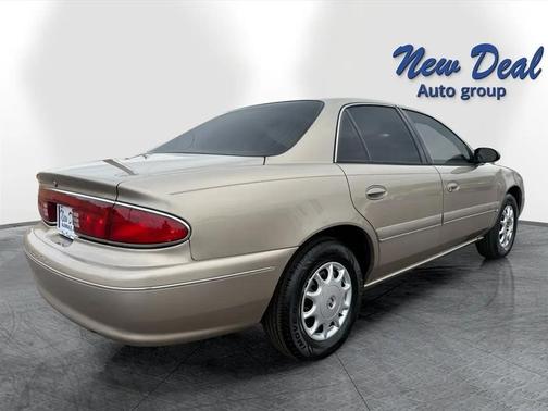 Gold 2000 Buick Century Custom