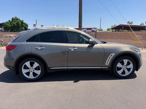 Gray 2009 INFINITI FX35 Base