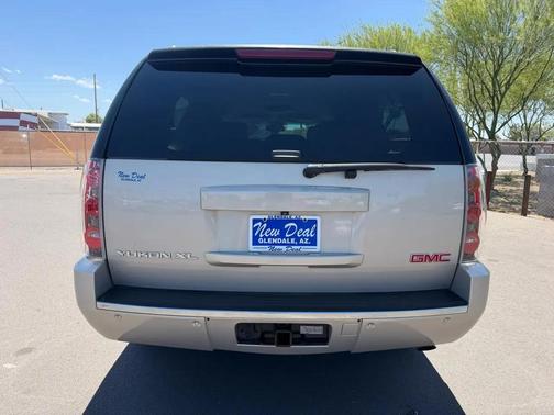 Gold 2007 GMC Yukon XL 1500