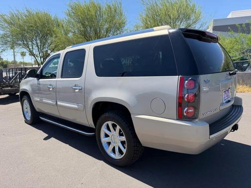 Gold 2007 GMC Yukon XL 1500