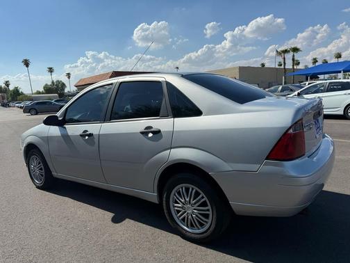 2007 Ford Focus ZX4 SES