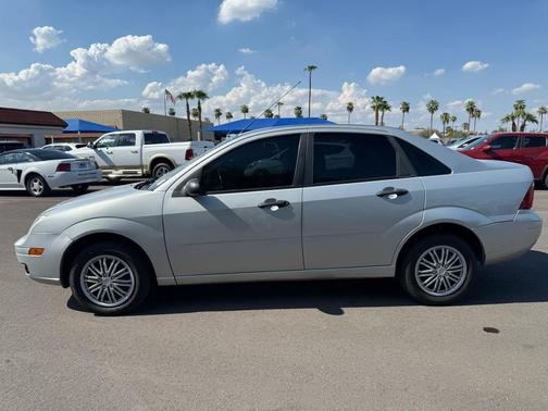 2007 Ford Focus ZX4 SES