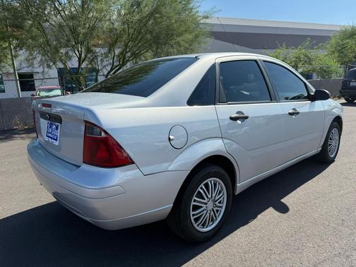 2007 Ford Focus ZX4 SES