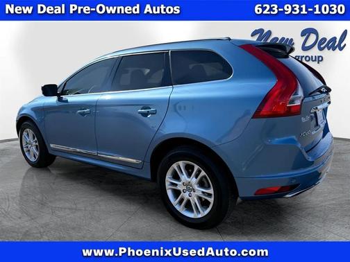 Blue 2015 Volvo XC60 T6 Platinum