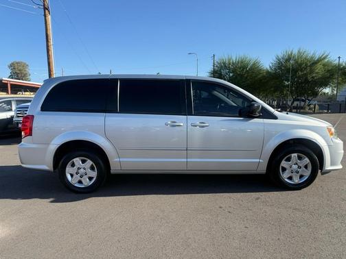 2012 Dodge Grand Caravan SE/AVP