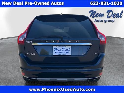 Blue 2017 Volvo XC60 T5 Inscription