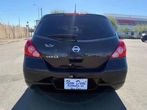 2010 Nissan Versa 1.8 S