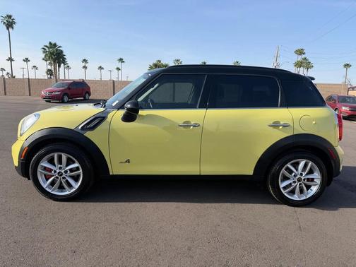 2012 MINI Cooper S Countryman Base