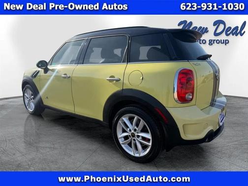 Green 2012 MINI Cooper S Countryman Base