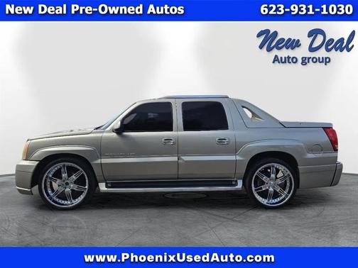 Gold 2002 Cadillac Escalade EXT Base