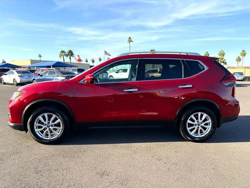2017 Nissan Rogue SV