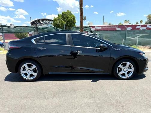 2017 Chevrolet Volt LT