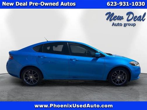 Blue 2016 Dodge Dart SE