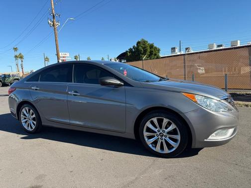 2013 Hyundai SONATA Limited