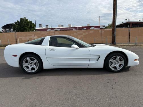 1997 Chevrolet Corvette Base
