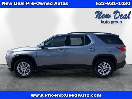 Gray 2021 Chevrolet Traverse LT Cloth