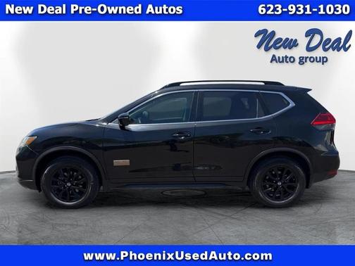 Black 2017 Nissan Rogue SV