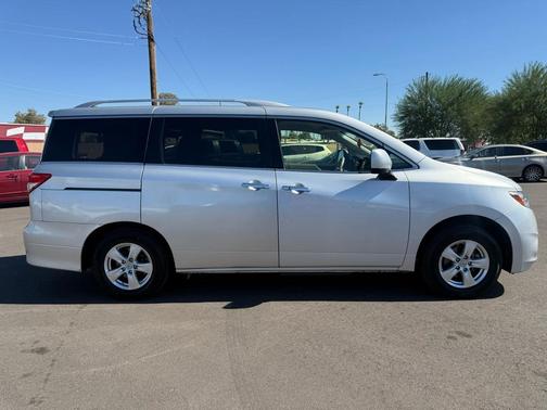 2016 Nissan Quest S