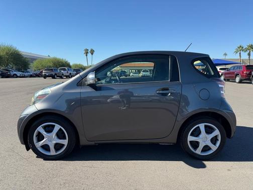 2014 Scion iQ 3-Door Hatchback AT