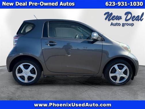 2014 Scion iQ 3-Door Hatchback AT
