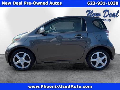 2014 Scion iQ 3-Door Hatchback AT