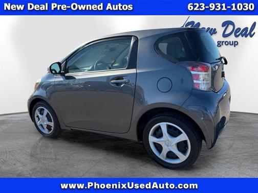 2014 Scion iQ 3-Door Hatchback AT