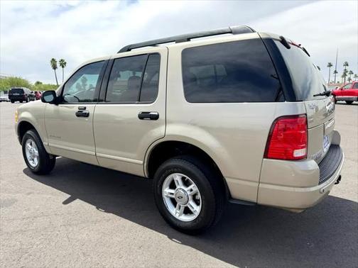 2005 Ford Explorer XLT