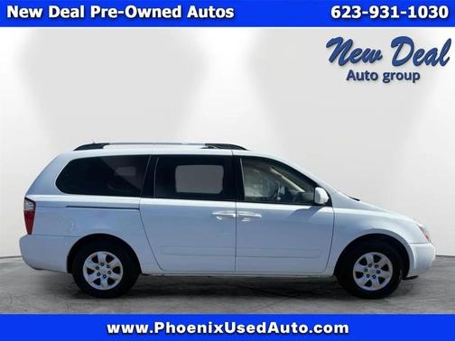 2009 Kia Sedona LX