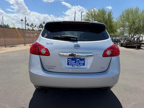 Gray 2015 Nissan Rogue Select S