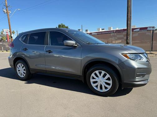 2018 Nissan Rogue S